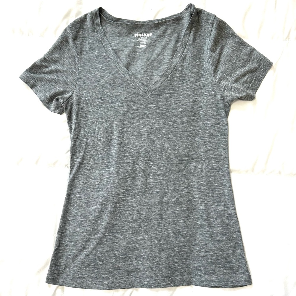 Old Navy Grey V Neck